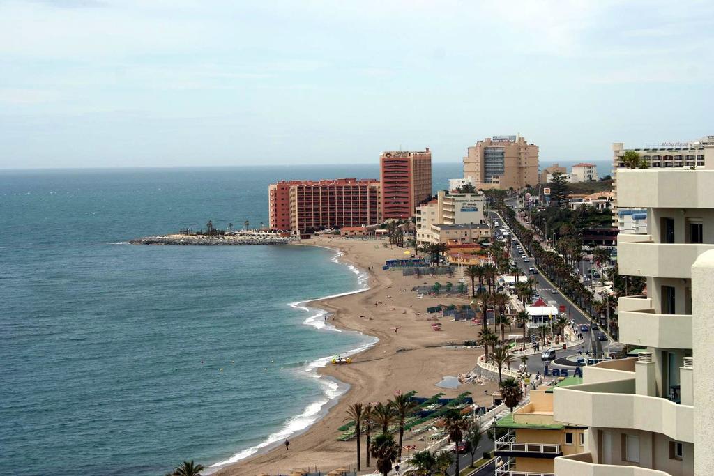 "Vive Benal Beach" Estudios Con Vistas Al Parque Acuatico Benalmádena Εξωτερικό φωτογραφία